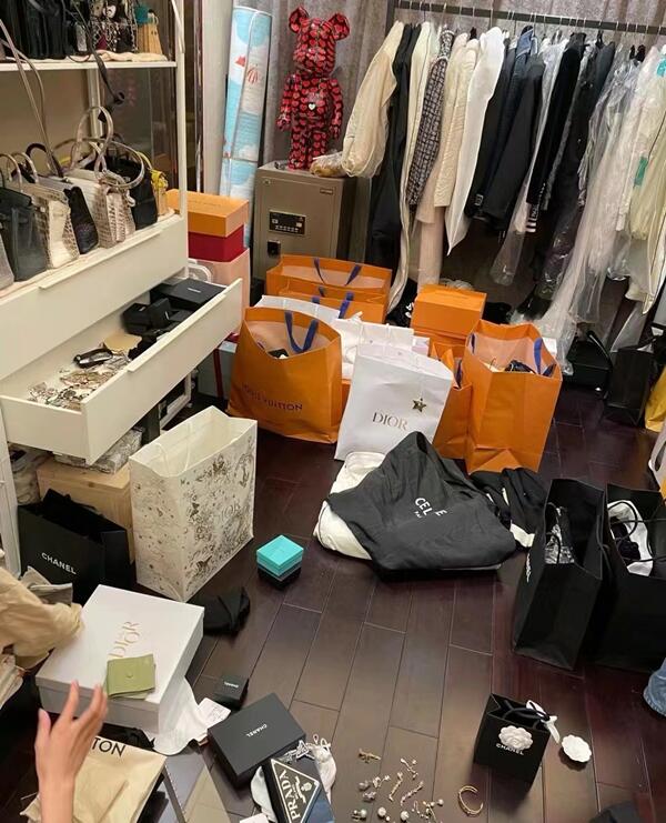 青云谱区回收顶奢鞋服